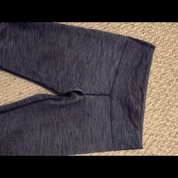 Lululemon - Picture 2 of 4